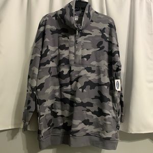 OLD NAVY- quarter zip pullover